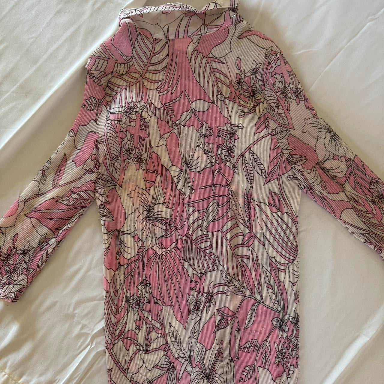 Baby Pink and White Floral Pattern Blouse S