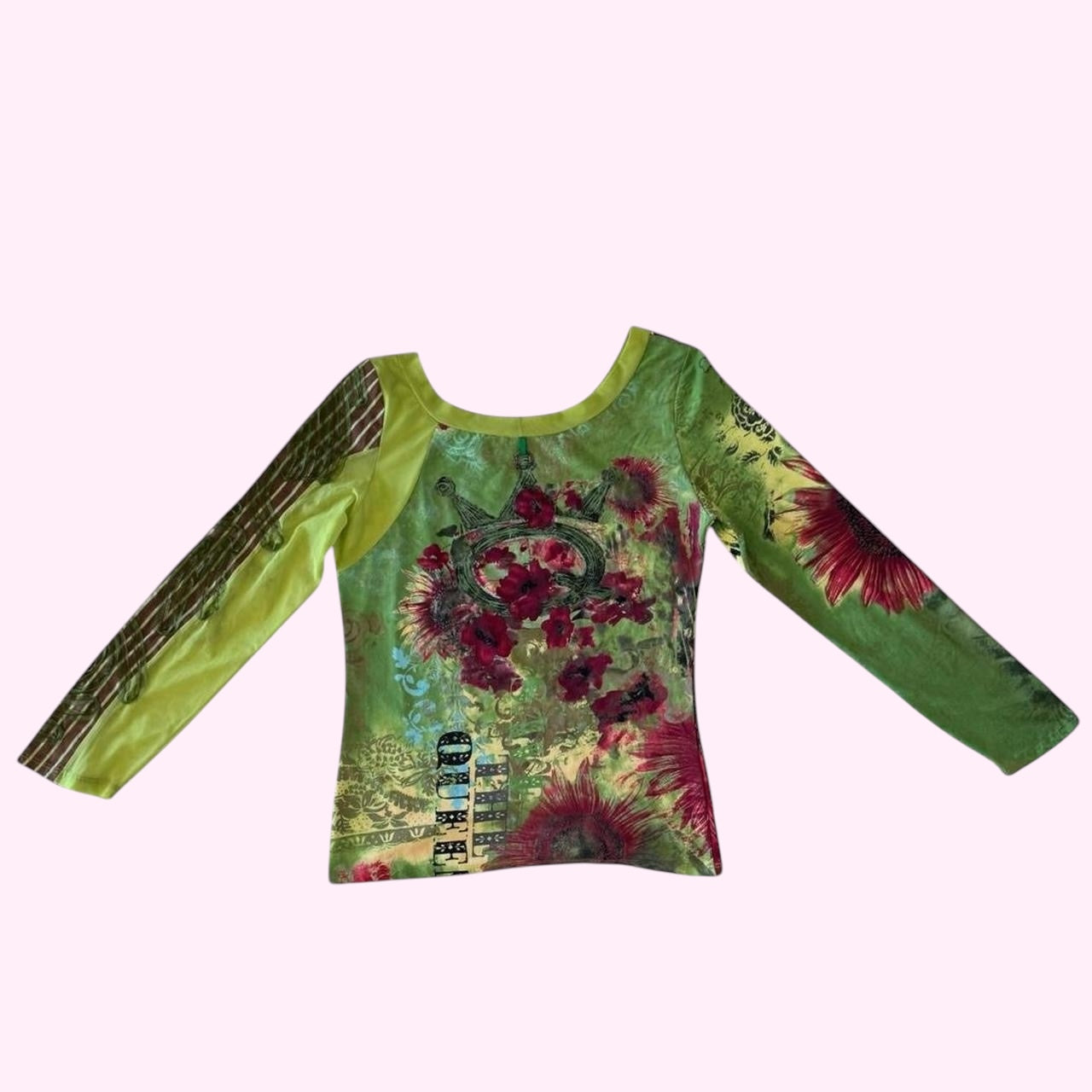 Graphic Long Sleeve Top M